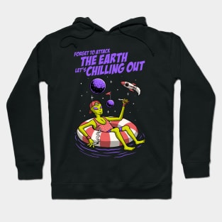 chilling out alien Hoodie